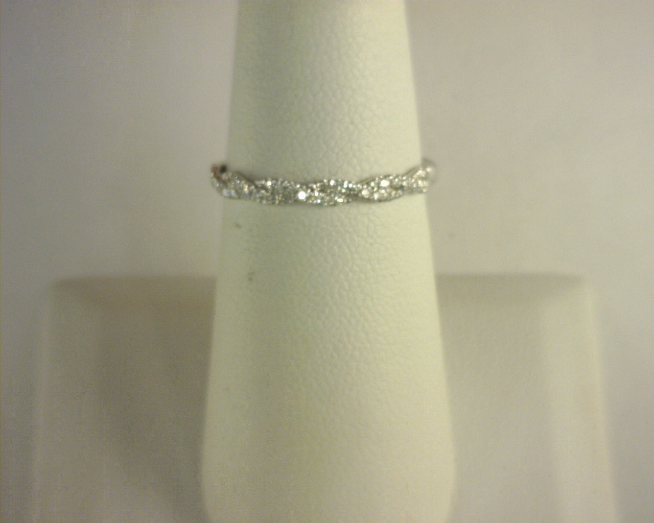 Gabriel NY 14K White Gold Twisted Diamond Band Ring .13ctw S1944433