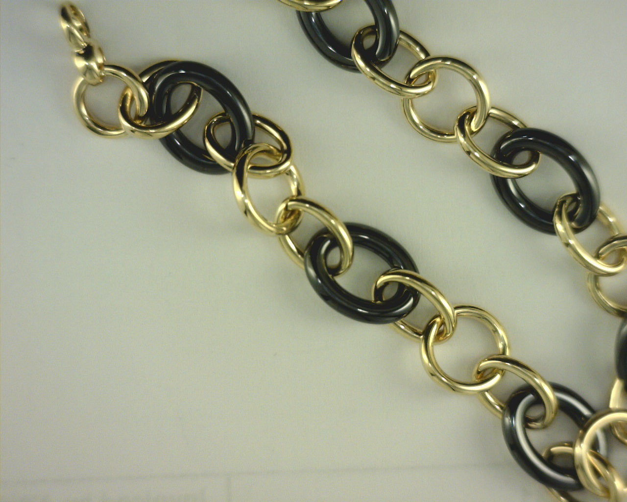 Gabriel NY Ceramic - 14K YG  Tube and Black  Ceramic Oval Link  BraceletS1942960