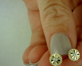 14 KARAT WHITE AND YELLOW GOLD DIAMOND STUD EARRING