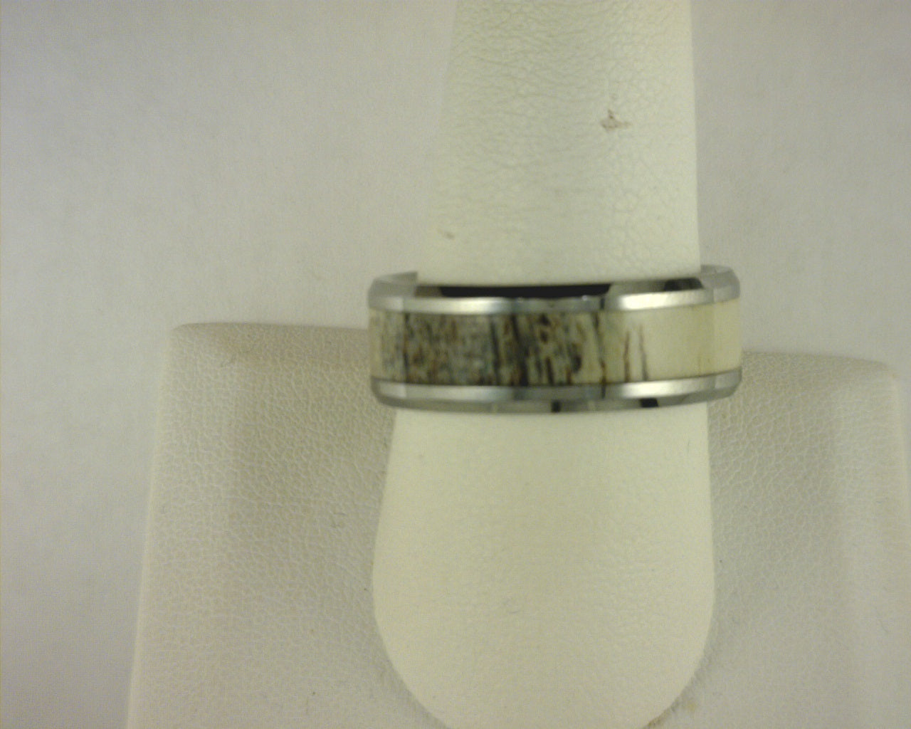 Thorsten Buck Polished Beveled Tungsten Carbide Ombre Deer Antler Inlay Size 9.5