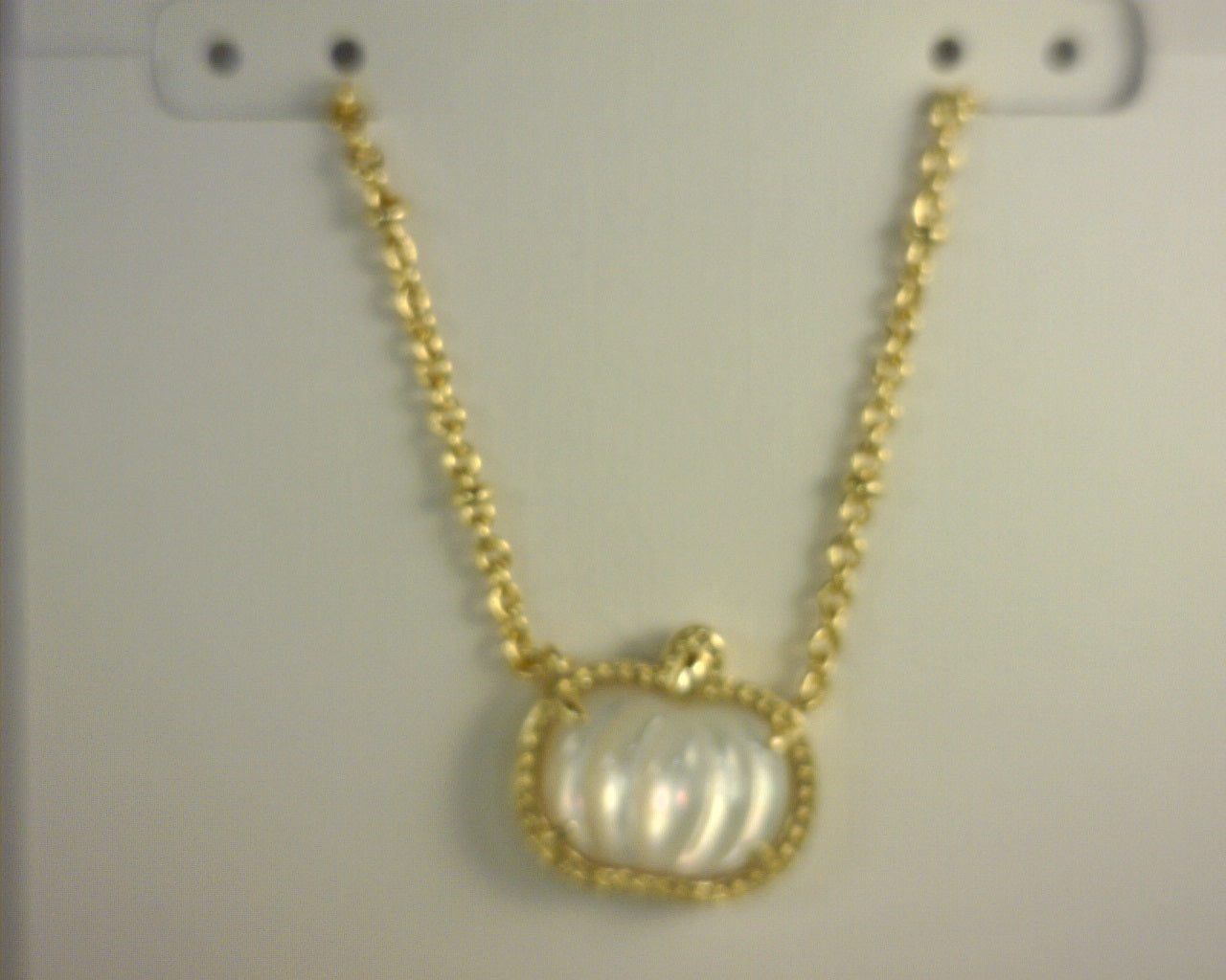 Kendra Scott Pumpkin Pendant Gold Ivory MOP
