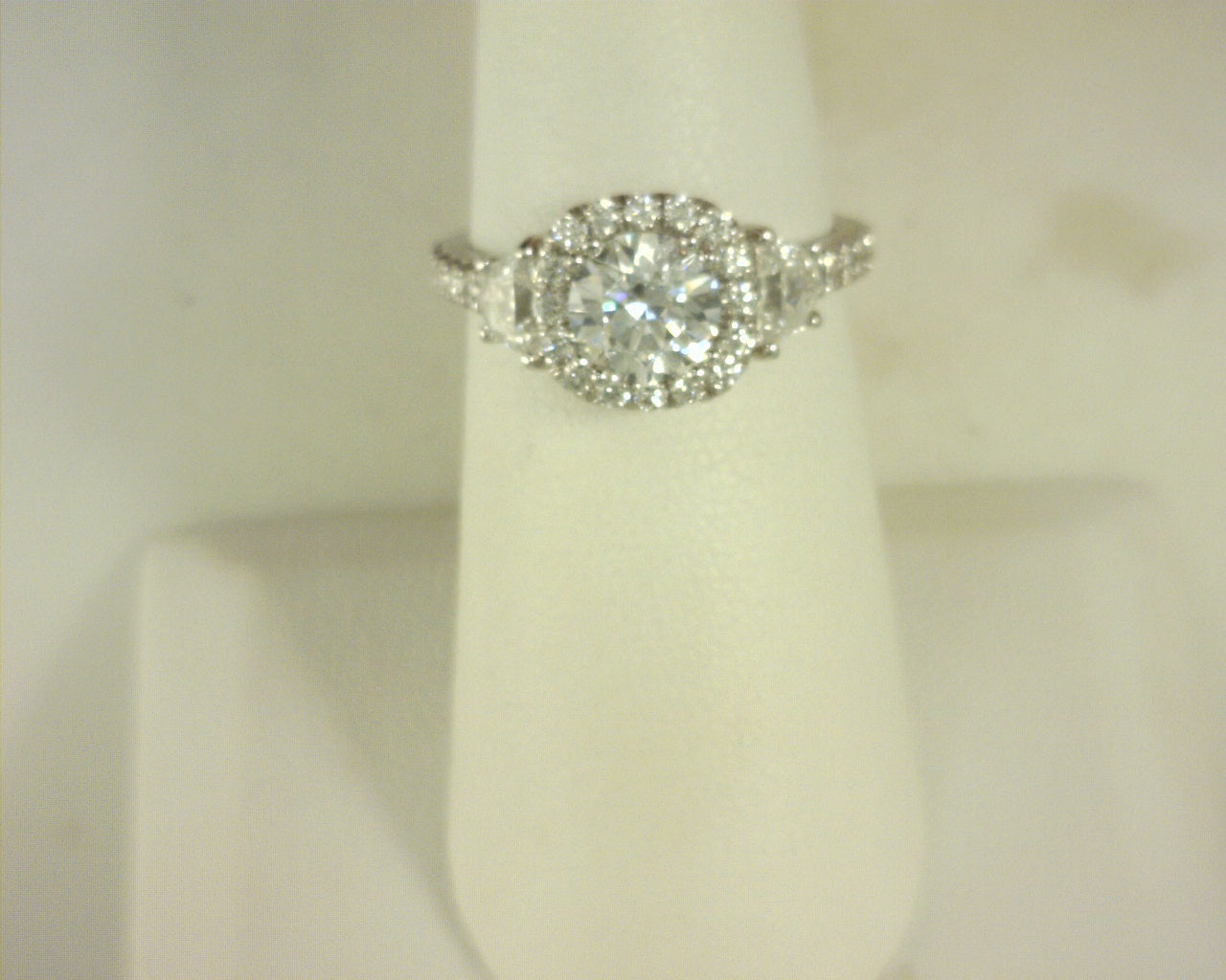 Diamond Ring 1.16cttw 18K White Gold<br>CZ Center