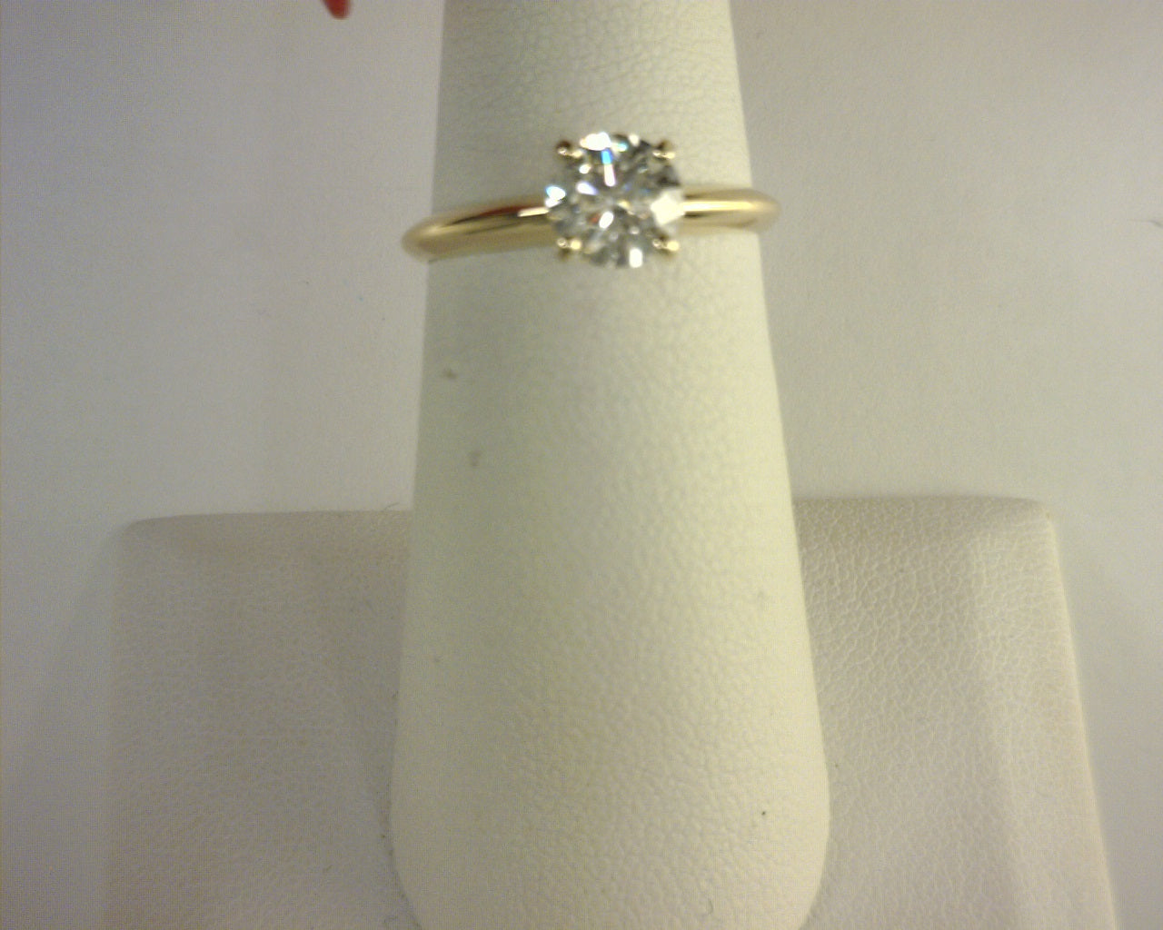 Diamond Solitaire Ring Round 1.0ct 14K White Gold