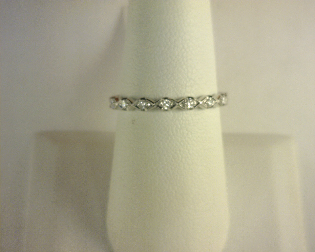 Daviani Collection Diamond Band .16ctw 19K White Gold