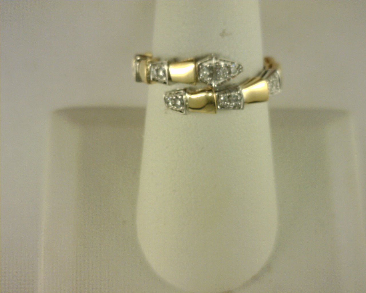 Heera Moti Diamond Ring 14K Yellow Gold .27ctw