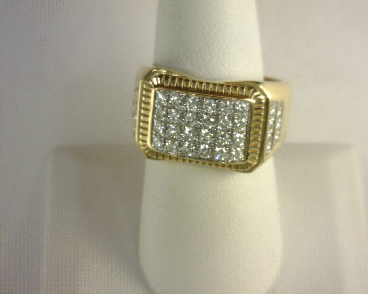 Diamond Band 1.78ctw 14K Yellow Gold