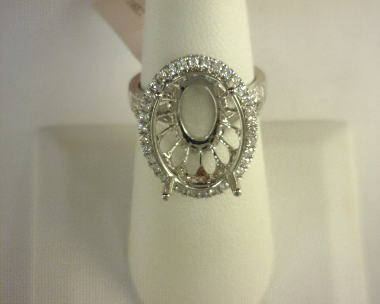 Daviani Collection Diamond Semi Mount Ring .84ctw 18K White Gold