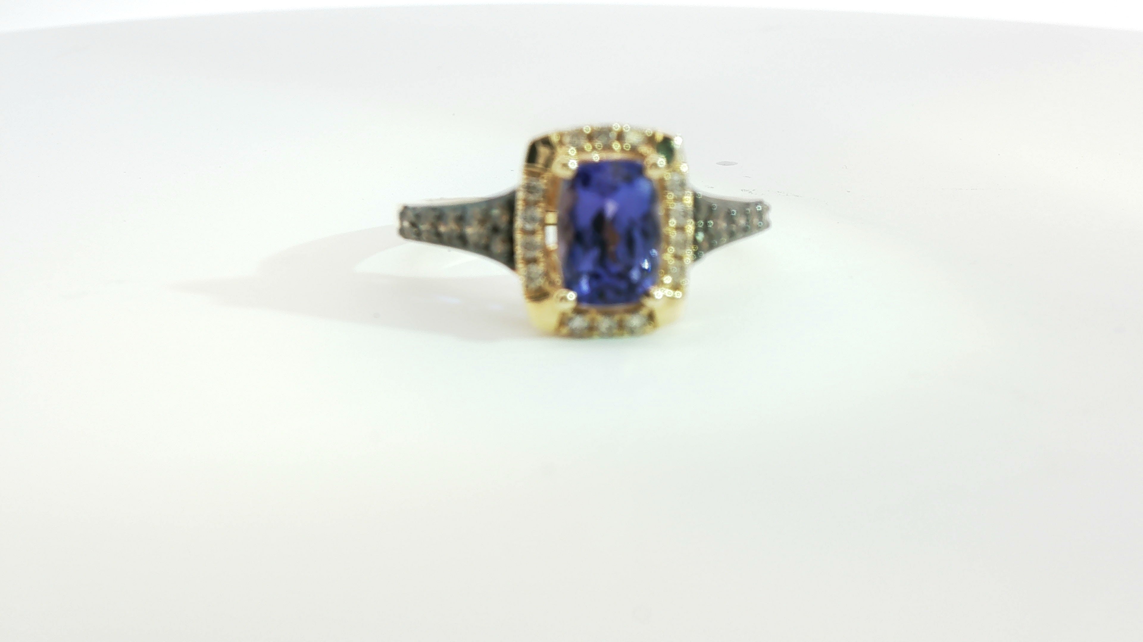 14KT HONEY GOLD BLUEBERRY TANZANITE 7/8CTS RING