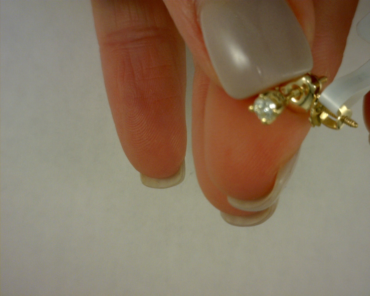 14 KT YELLOW GOLD .24 TDW DIAMOND STUDS