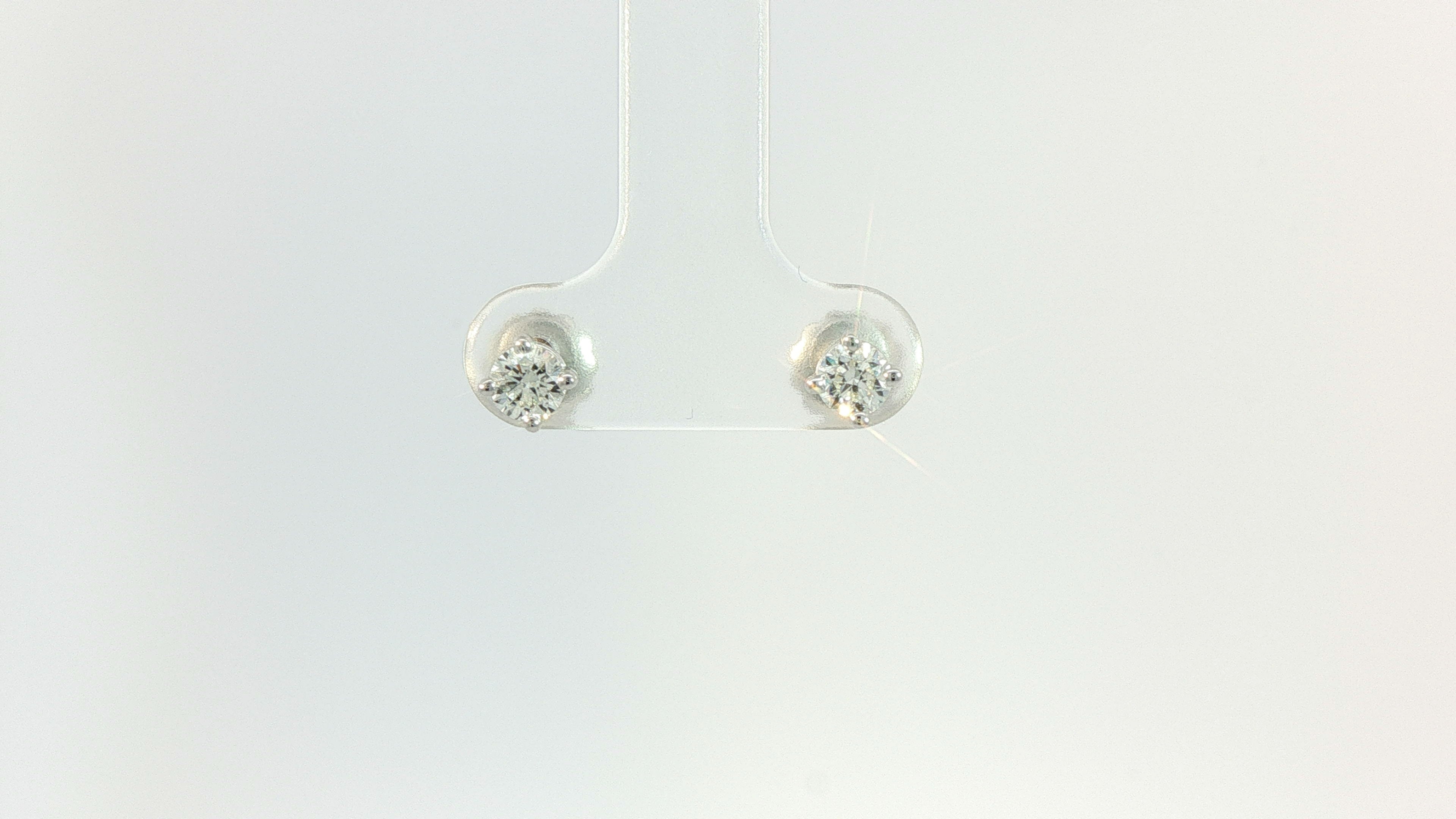 Diamond Stud Earring