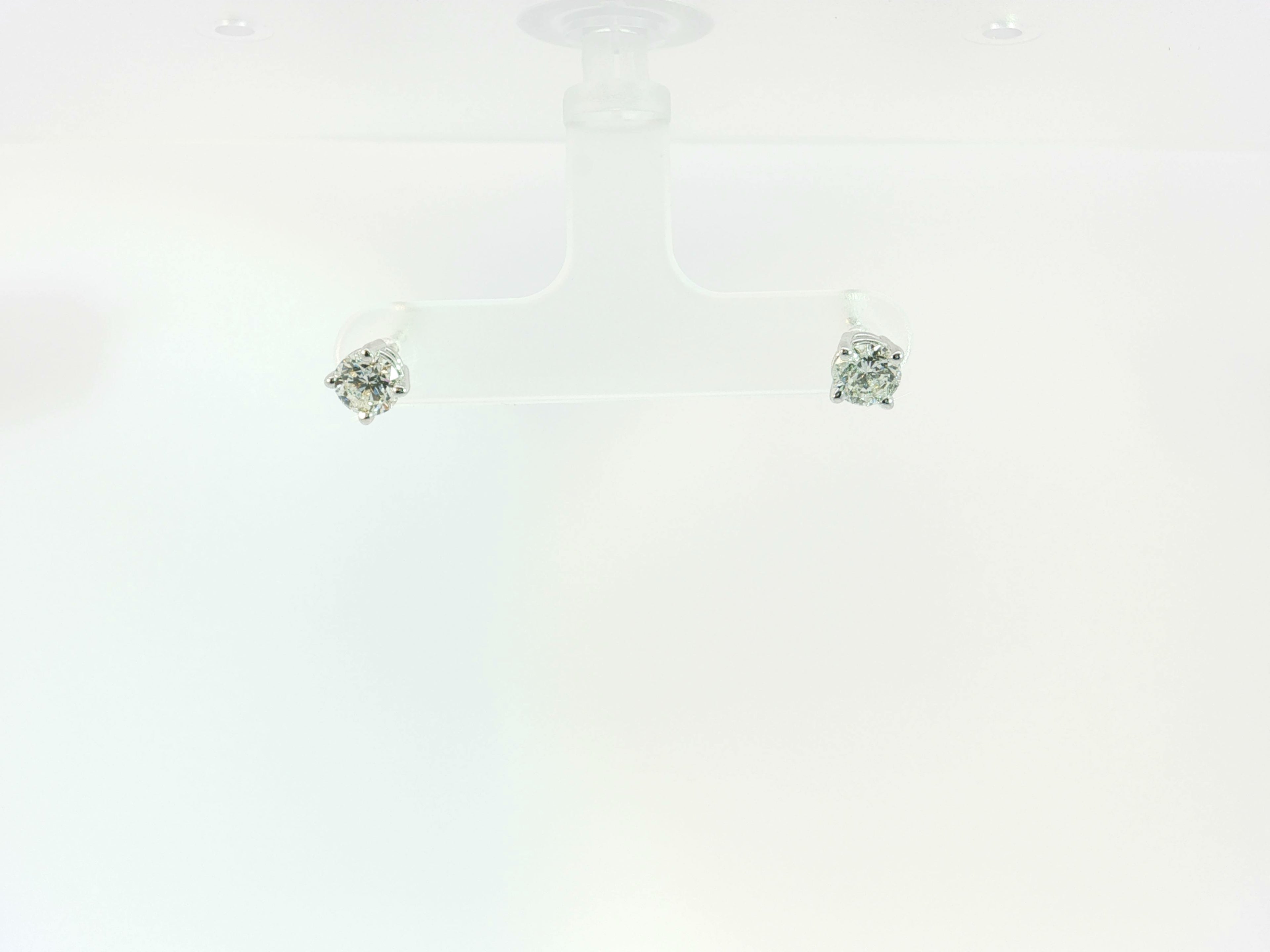 Diamond Stud Earring