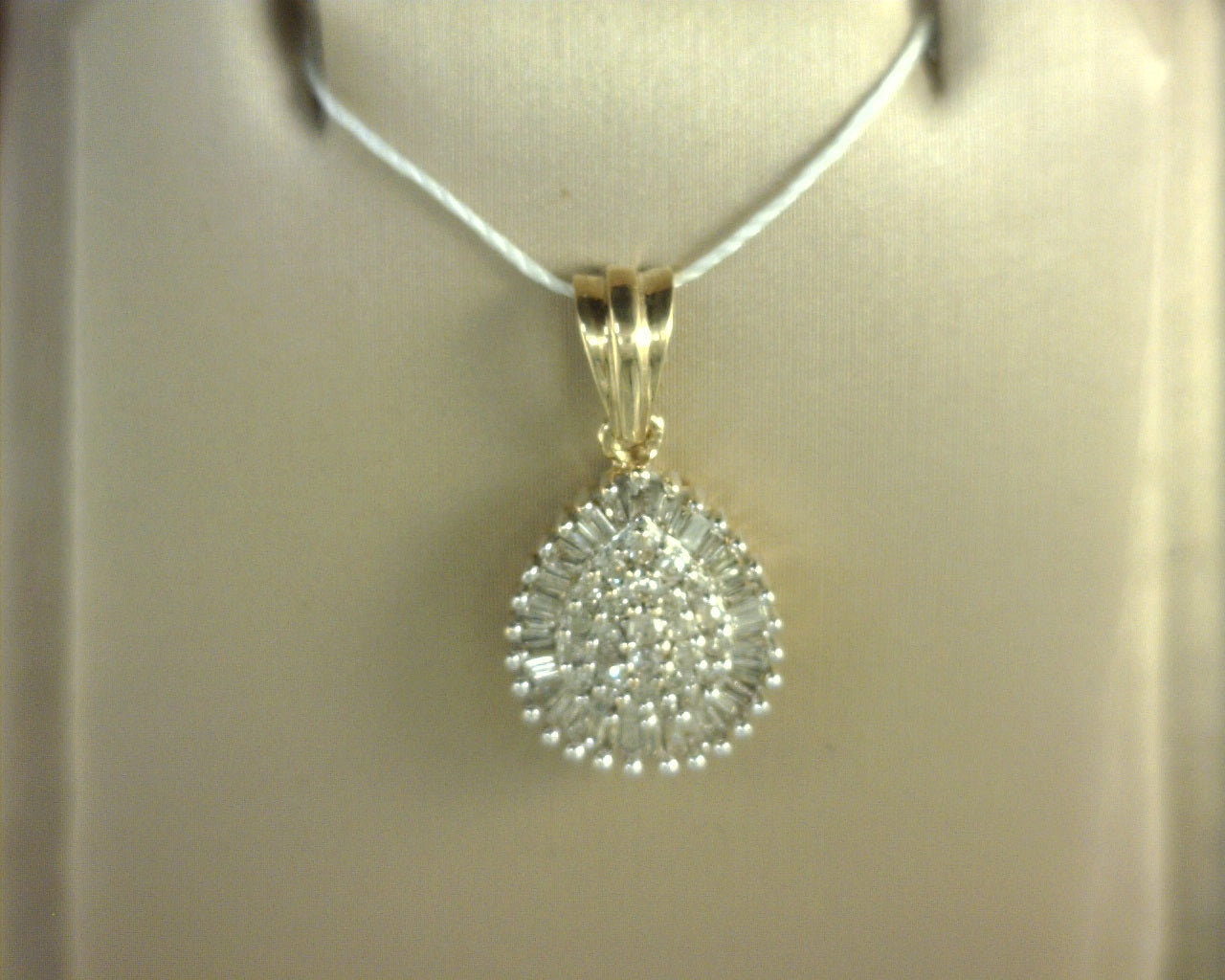 Diamond Pendant 14K Yellow Gold