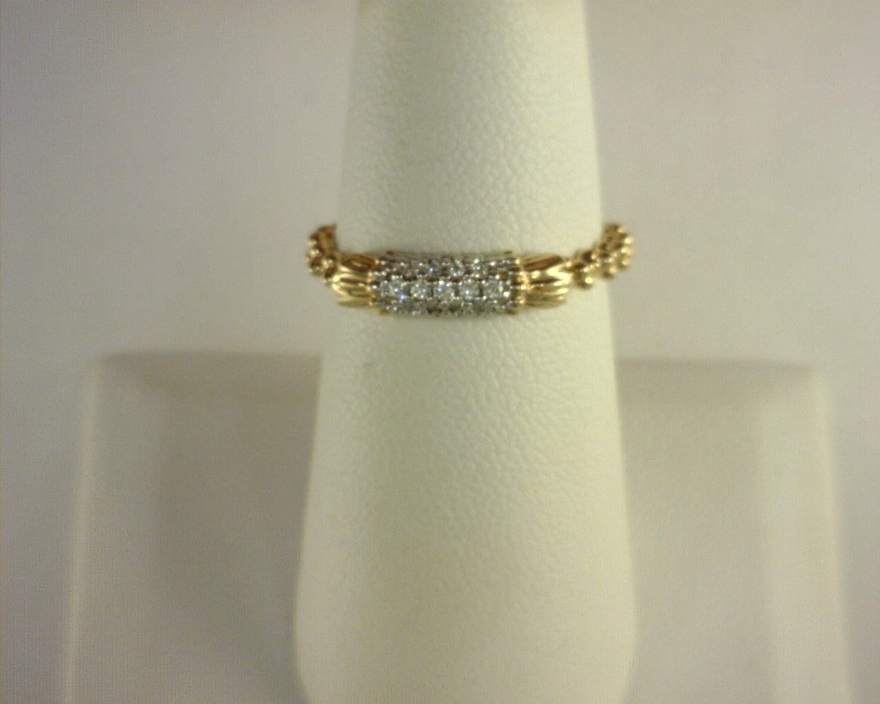VAHAN's Trademark Moiré Beaded® pattern Diamond Ring .08ctw 14K Yellow Gold