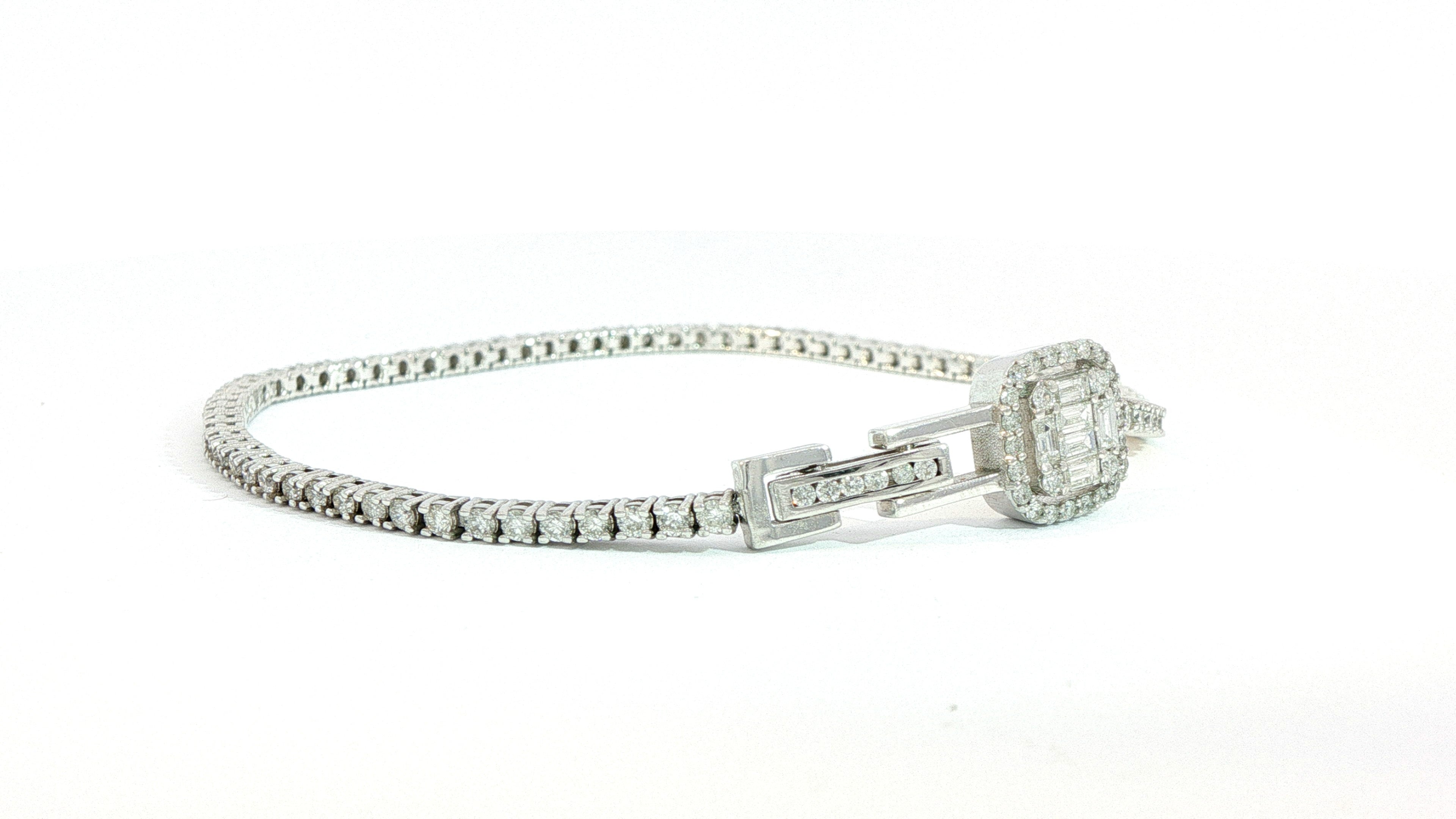 Daviani Collection Diamond Bracelet 1.85ctw 14K White Gold