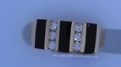 14ky  BLACK ONYX AND.23 ctw DIAMONDS