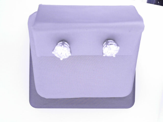 LAB GROWN DIAMOND STUDS