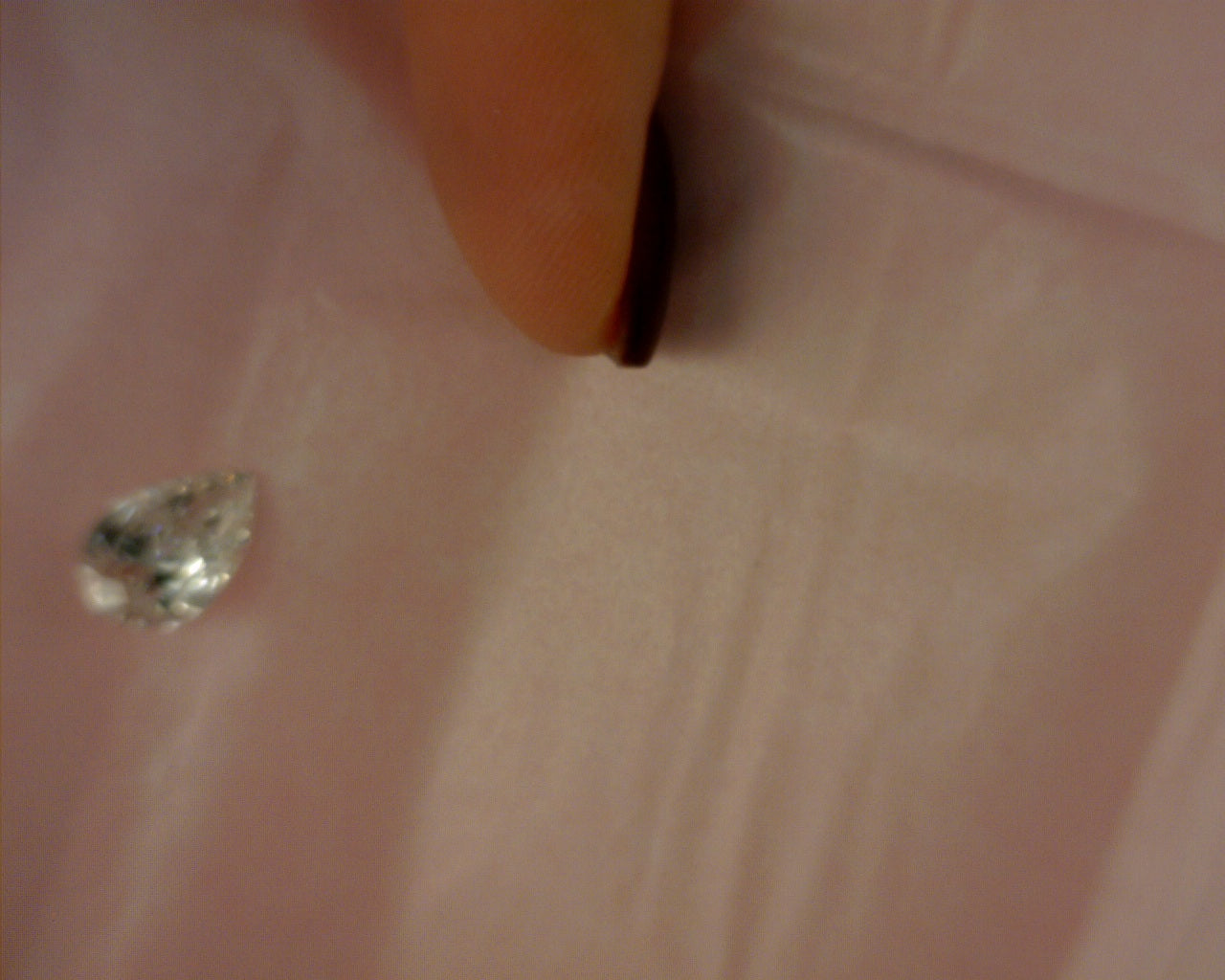 2.03 CT LAB PEAR SHAPE  E VVS1 IGI CERTIFIED