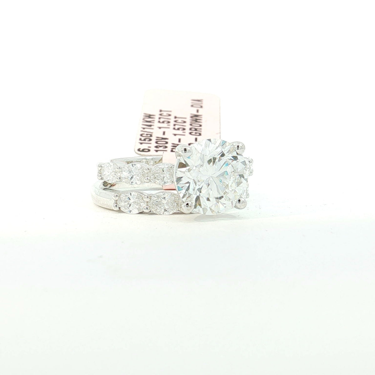 LAB GROWN DIAMOND ENGAGEMENT RINGS