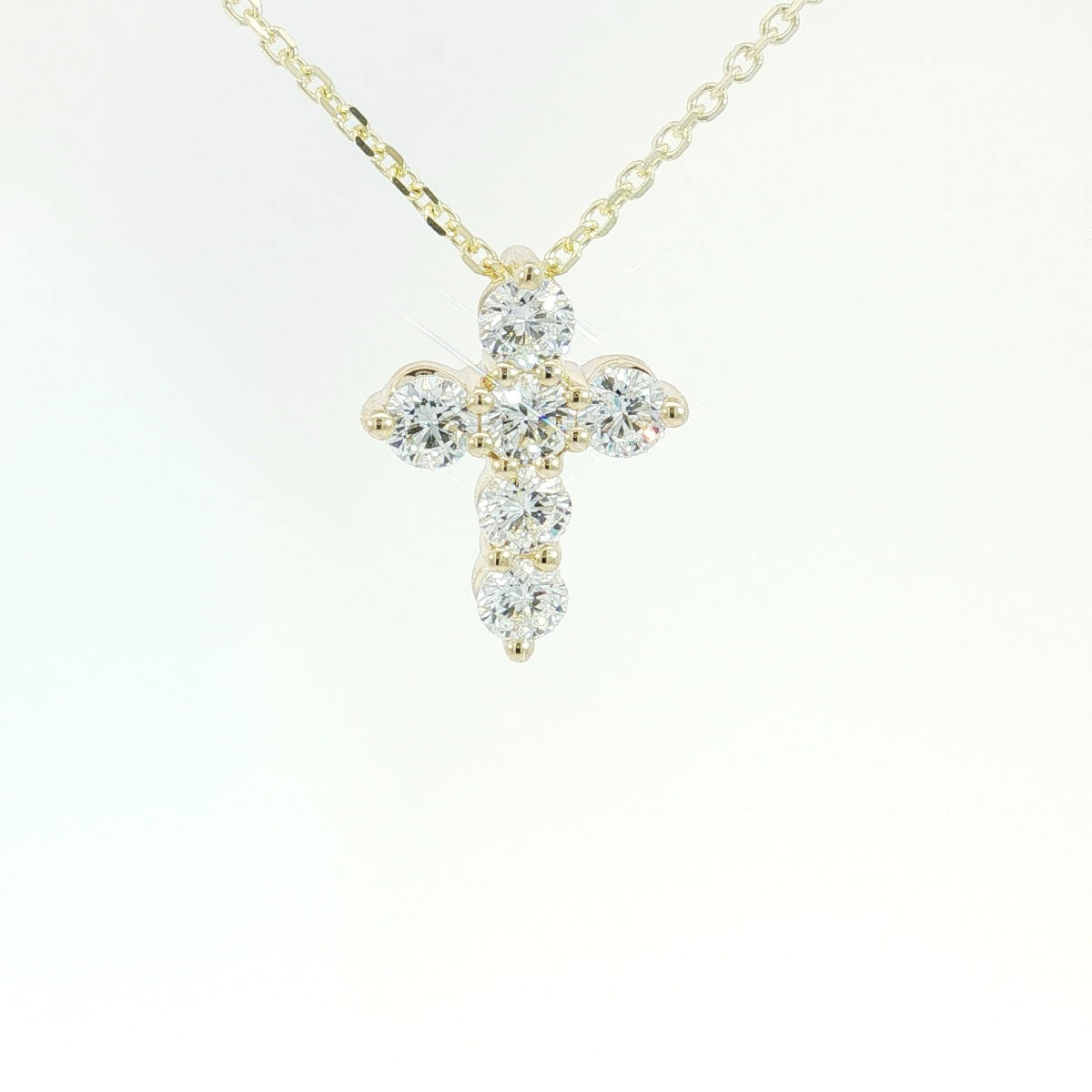 LAB GROWN DIAMOND PENDANTS