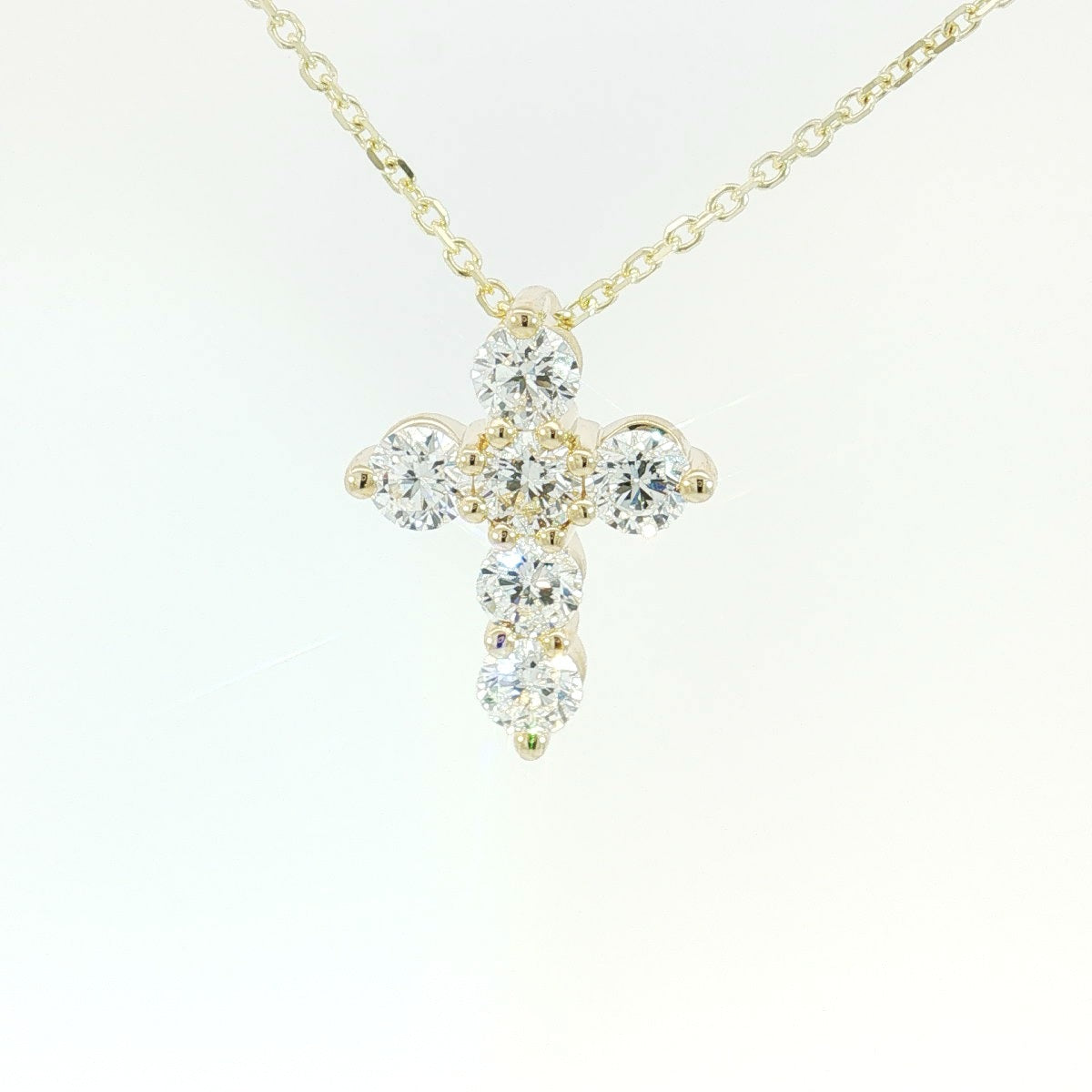 LAB GROWN DIAMOND PENDANTS
