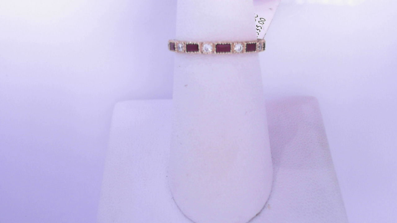 Diamond and Ruby Ring 14K Yellow Gold