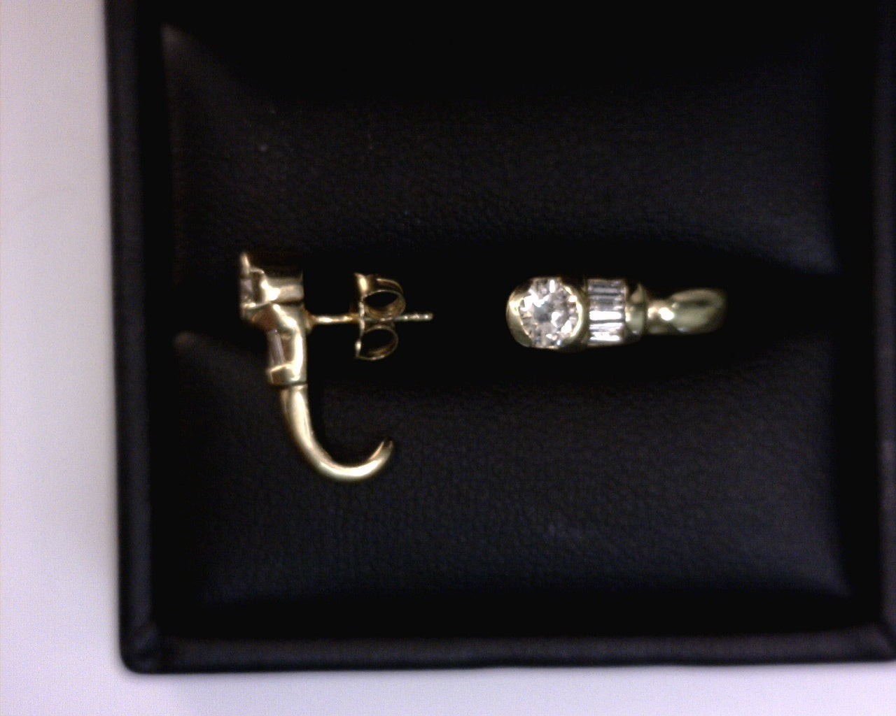 Lady's Yellow 14 Karat Earrings