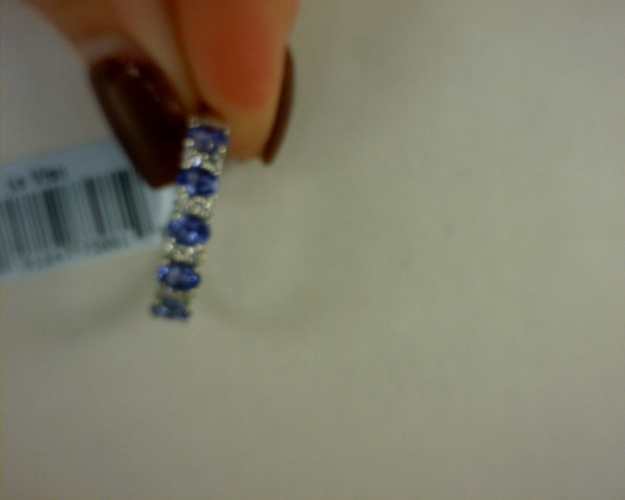 14KT WHITE GOLD  DIAMOND AND SAPPHIRE OVAL BAND