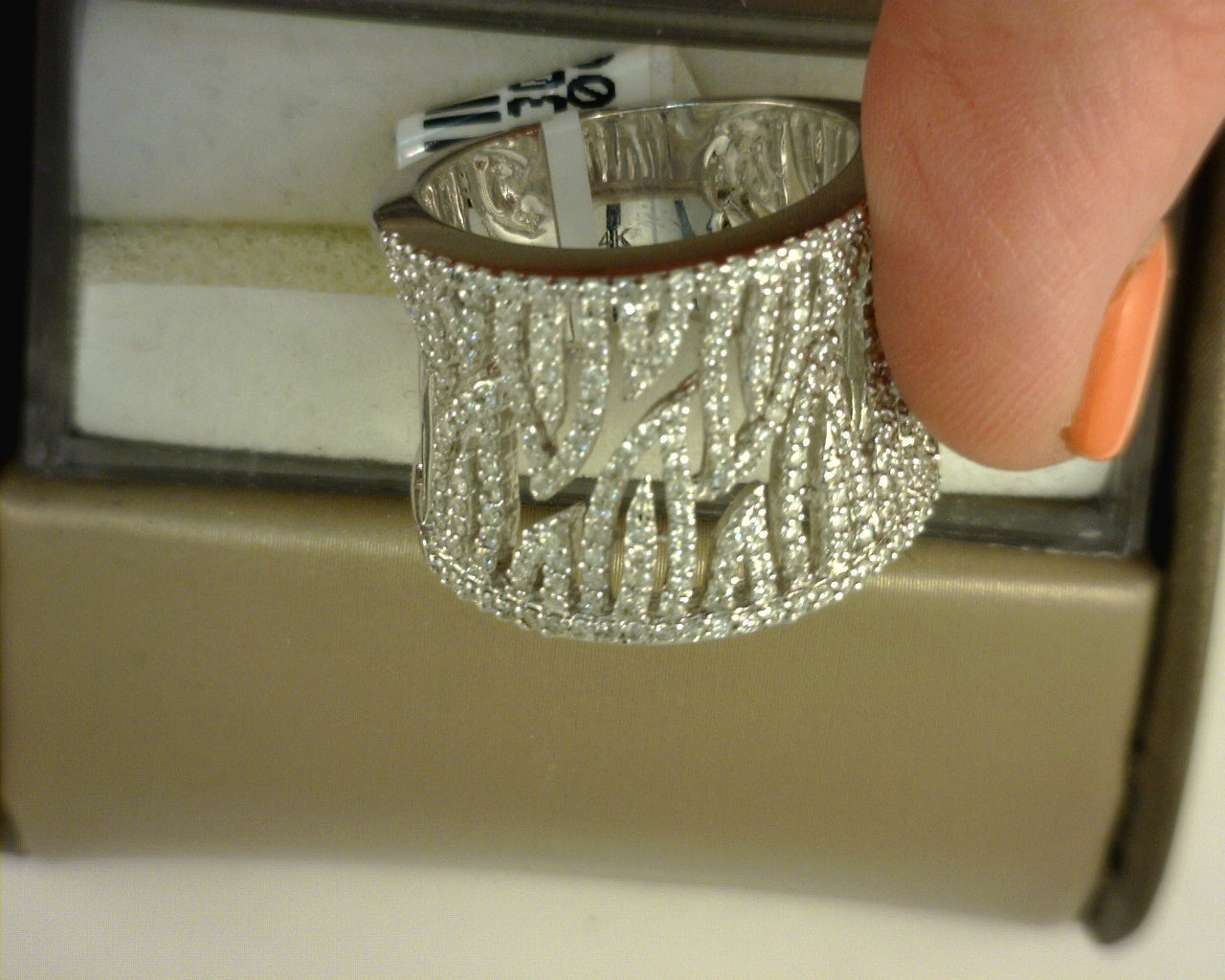 Lady's White 14 Karat Fashion Ring