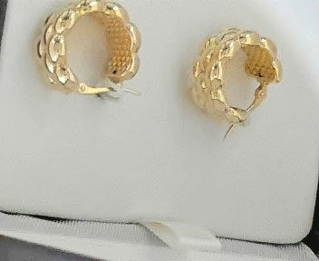 14kt yellow gold wide milti bead hoop