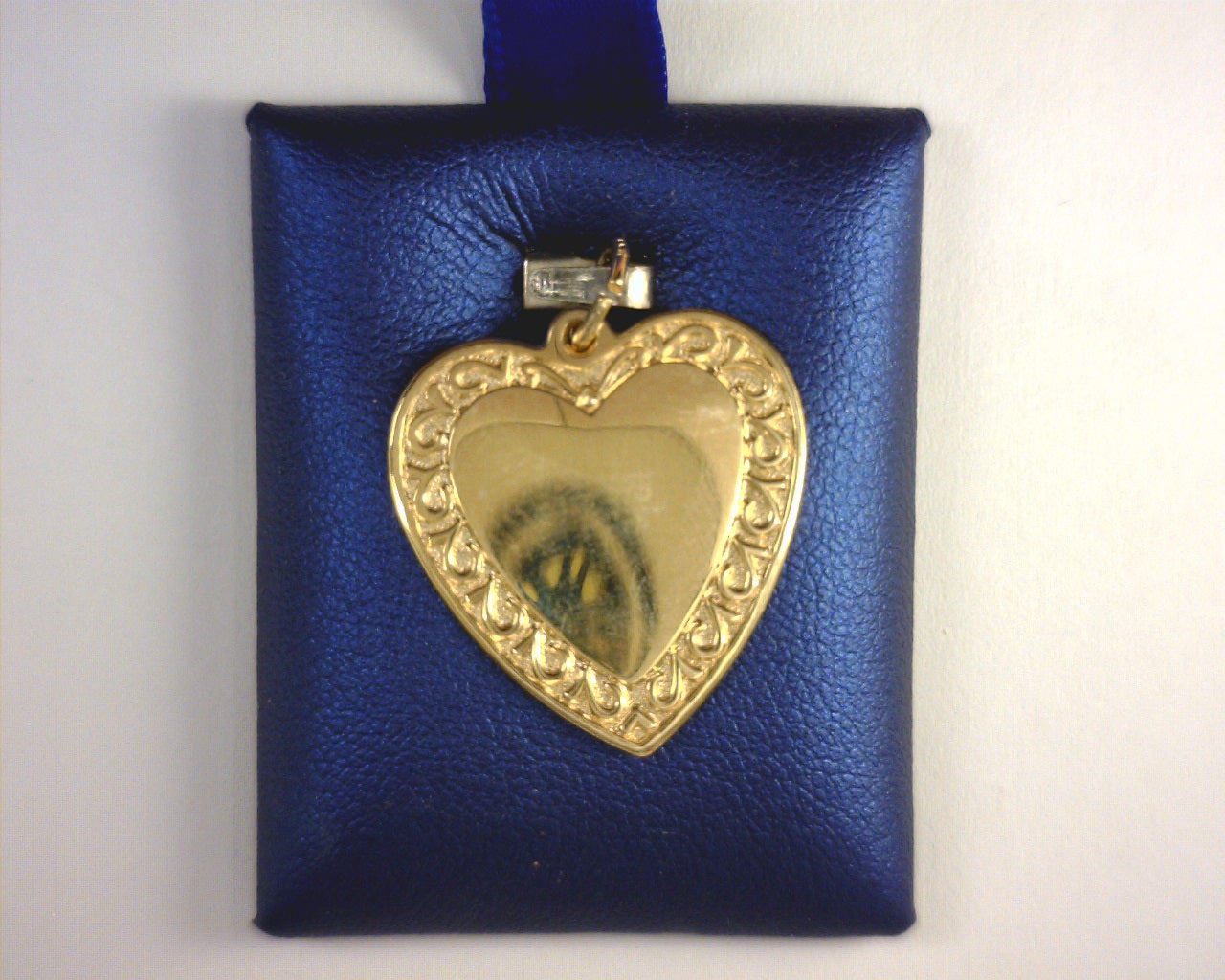 Large Scrolled Heart Charm 14K Yellow Gold