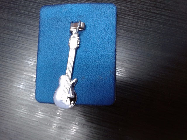 rembrandt ss electric guitar charm