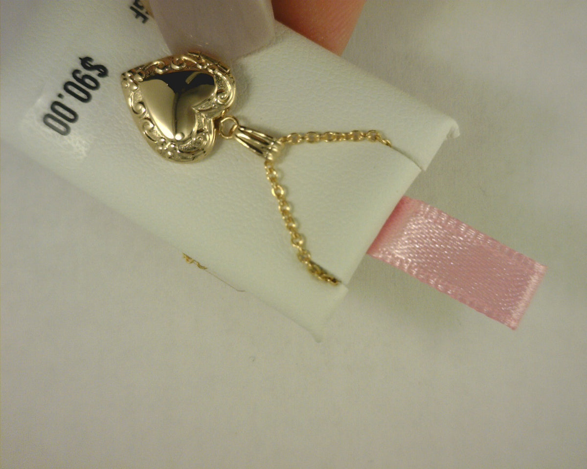 14KARAT GOLD LOCKET AND CHAIN