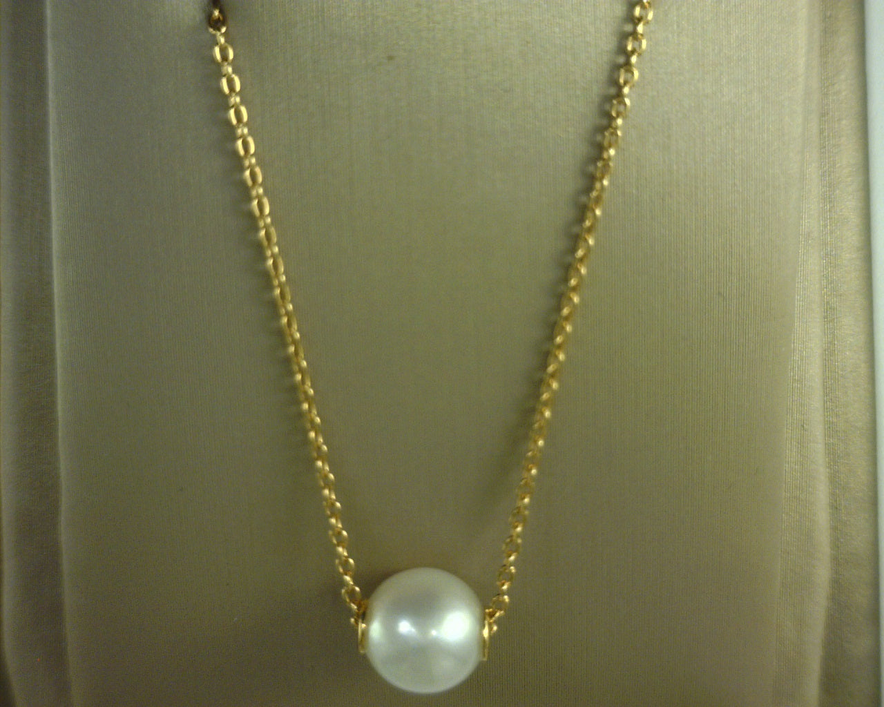 PANDORA NECKLACES/CHAINS