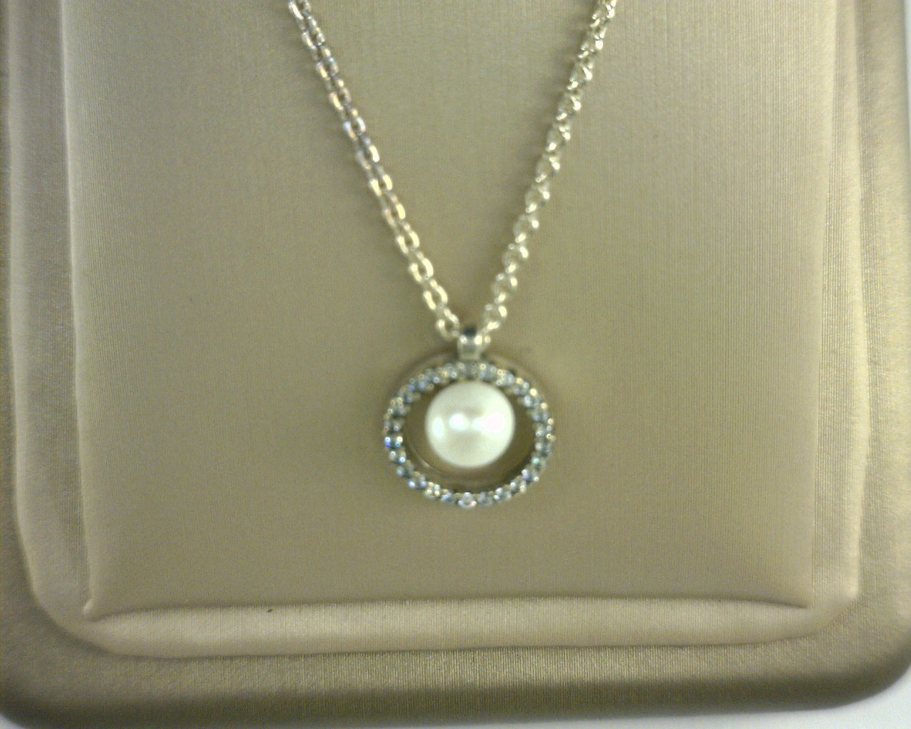 PANDORA NECKLACES/CHAINS