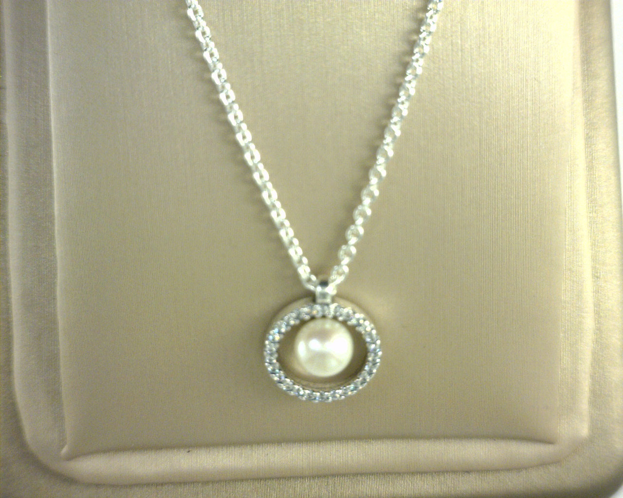 PANDORA NECKLACES/CHAINS