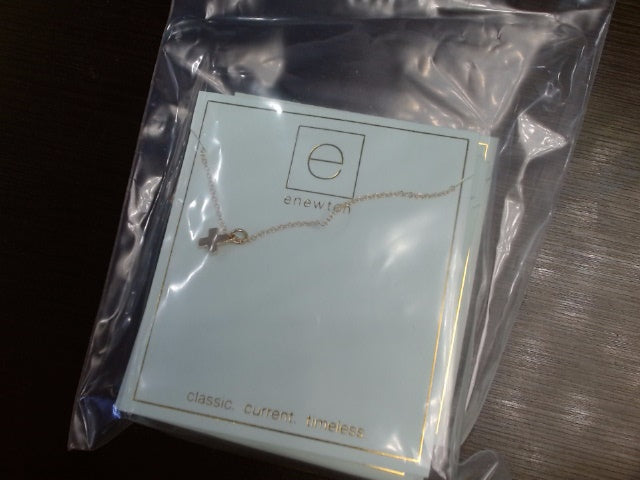 16" NECKLACE GOLD - SIGNATURE CROSS GOLD CHARM