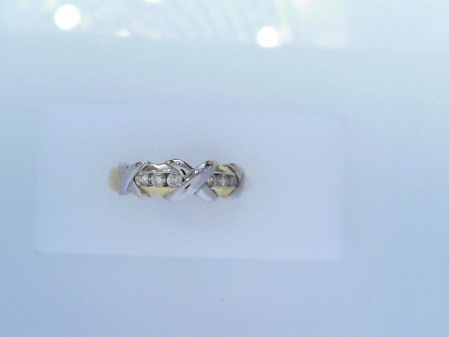 2 toned yellow and white gold ring with diaonds