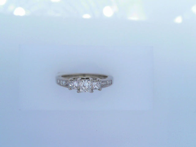 3 stone princess cut diamond ring <br>14 karat white gold<br>1.05 carat tdw