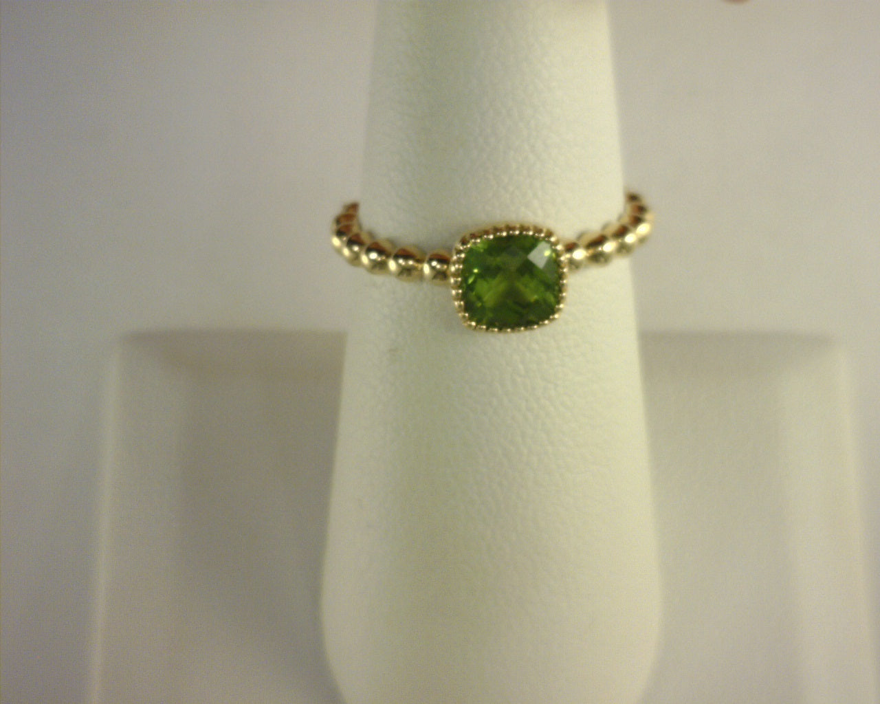 Luxury By Leonardo Peridot Bead Ring 14K Yellow Gold