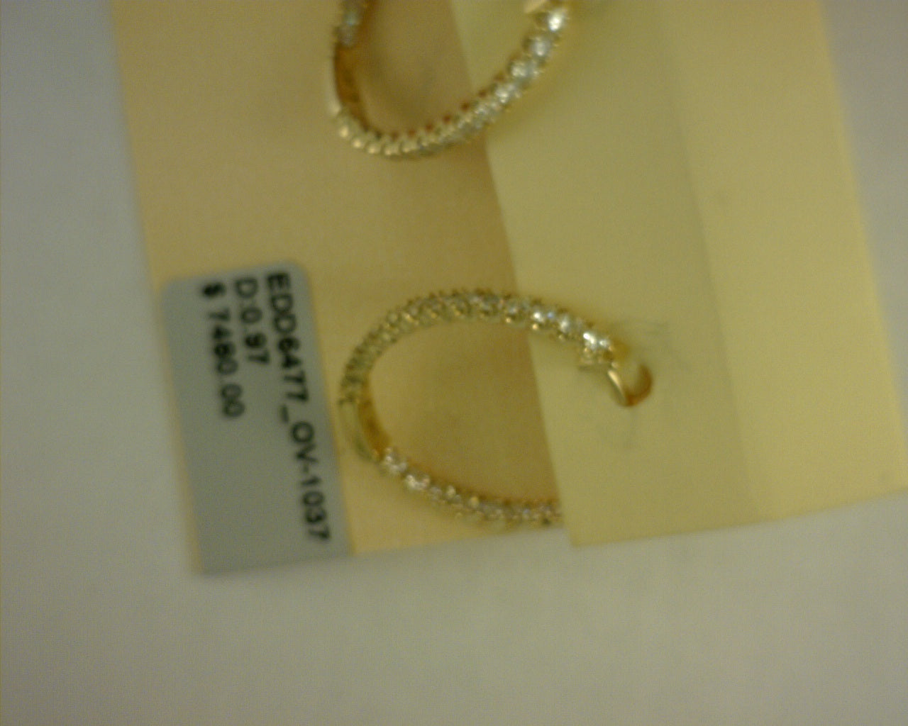 0.97 TCW DIAMOND OAVL HOOP EARRINGS
