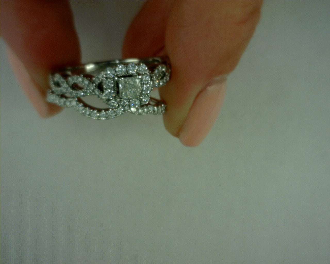 .94 tcw 14 karat white gold princess cut engagement set