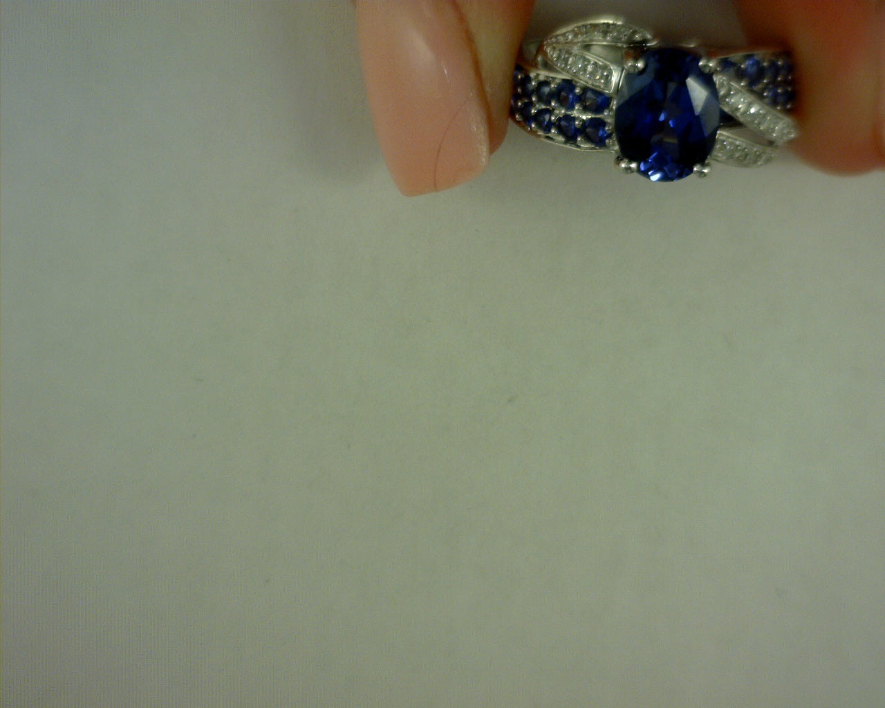 10 KARAT WHITE GOLD DIAMOND AND LAB SPINEL 2.50 CENTER .60LAB SPINEL .14 DIAMOND