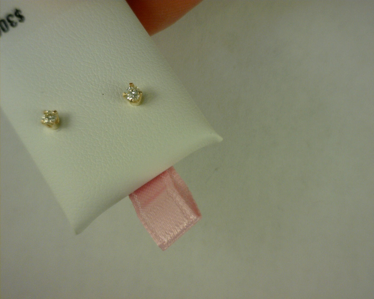 14 K YELLOW GOLD .10 TDW DIAMOND EARRIBGS