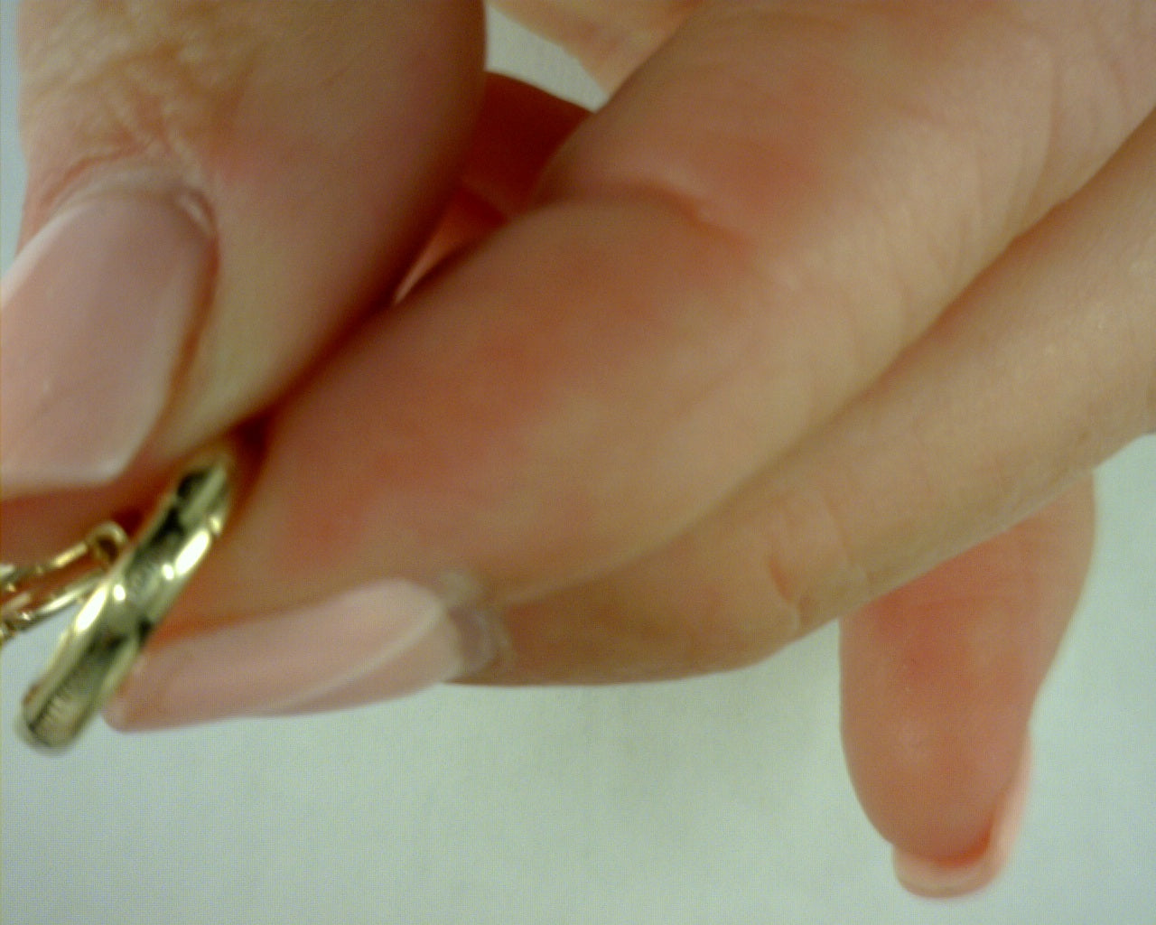 14K YELLOW GOLD HUGGIE CONTEMPORARY