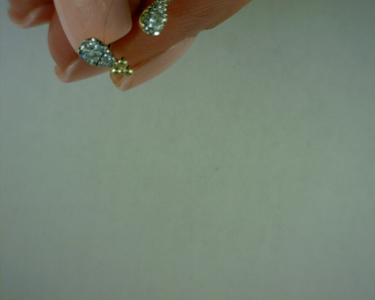 14 KARAT YELLOW GOLD DIAMOND BUJUKAN STUD #S1972668