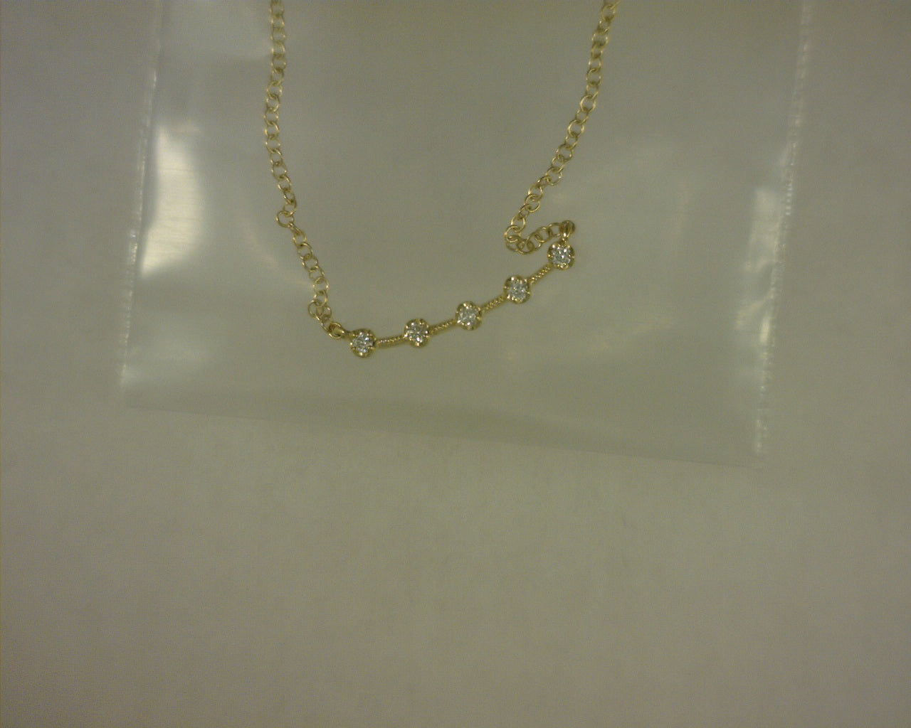 14 KARAT YELLOW GOLD DIAMOND STATION NECKLACE