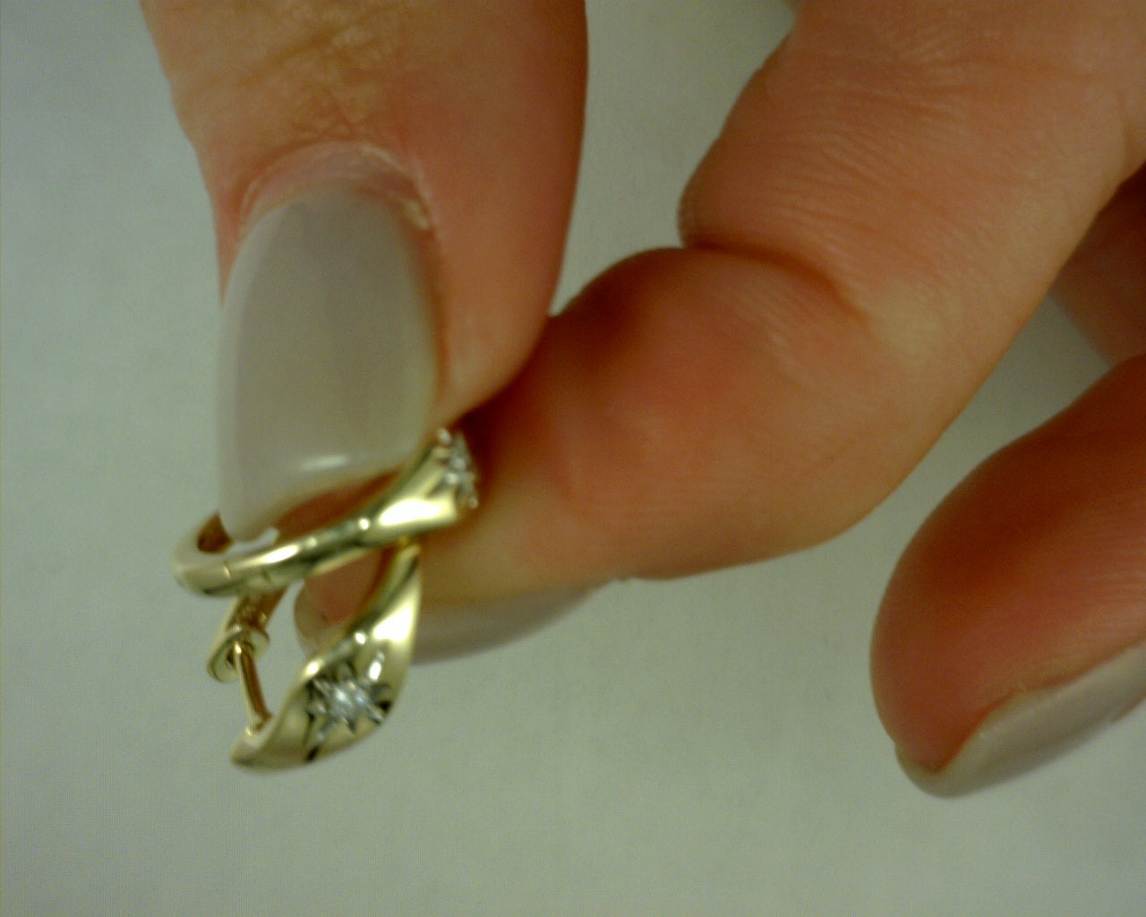14KT YELLOW GOLD DIAMOND HUGGIES