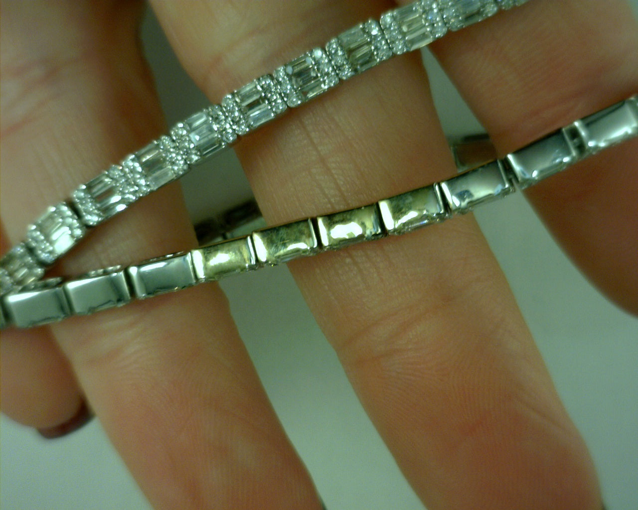 10k white gold tennis necklace bagguette 6cts