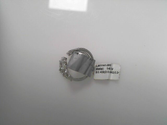 14kw 1.35 ctw  DIAMOND RING
