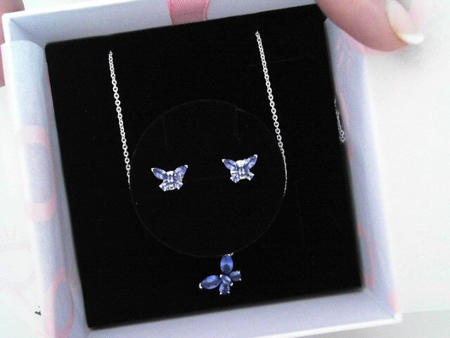 PANDORA NECKLACES/CHAINS